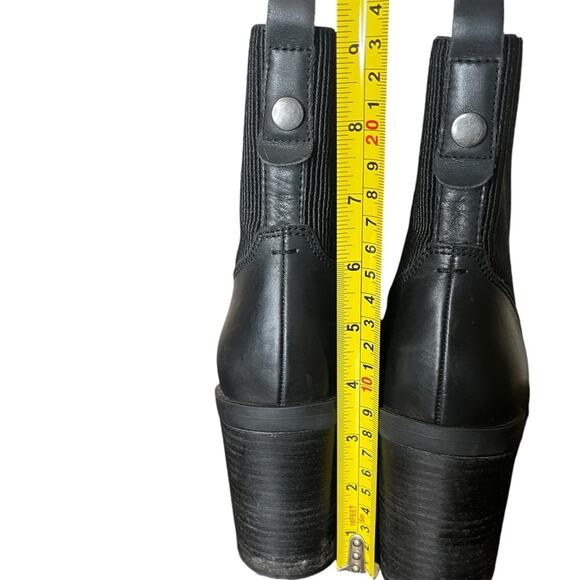 CROWN VINTAGE Adventure Black Leather & Elastic Bootie Women's Size‎ 9 - Picture 6 of 10